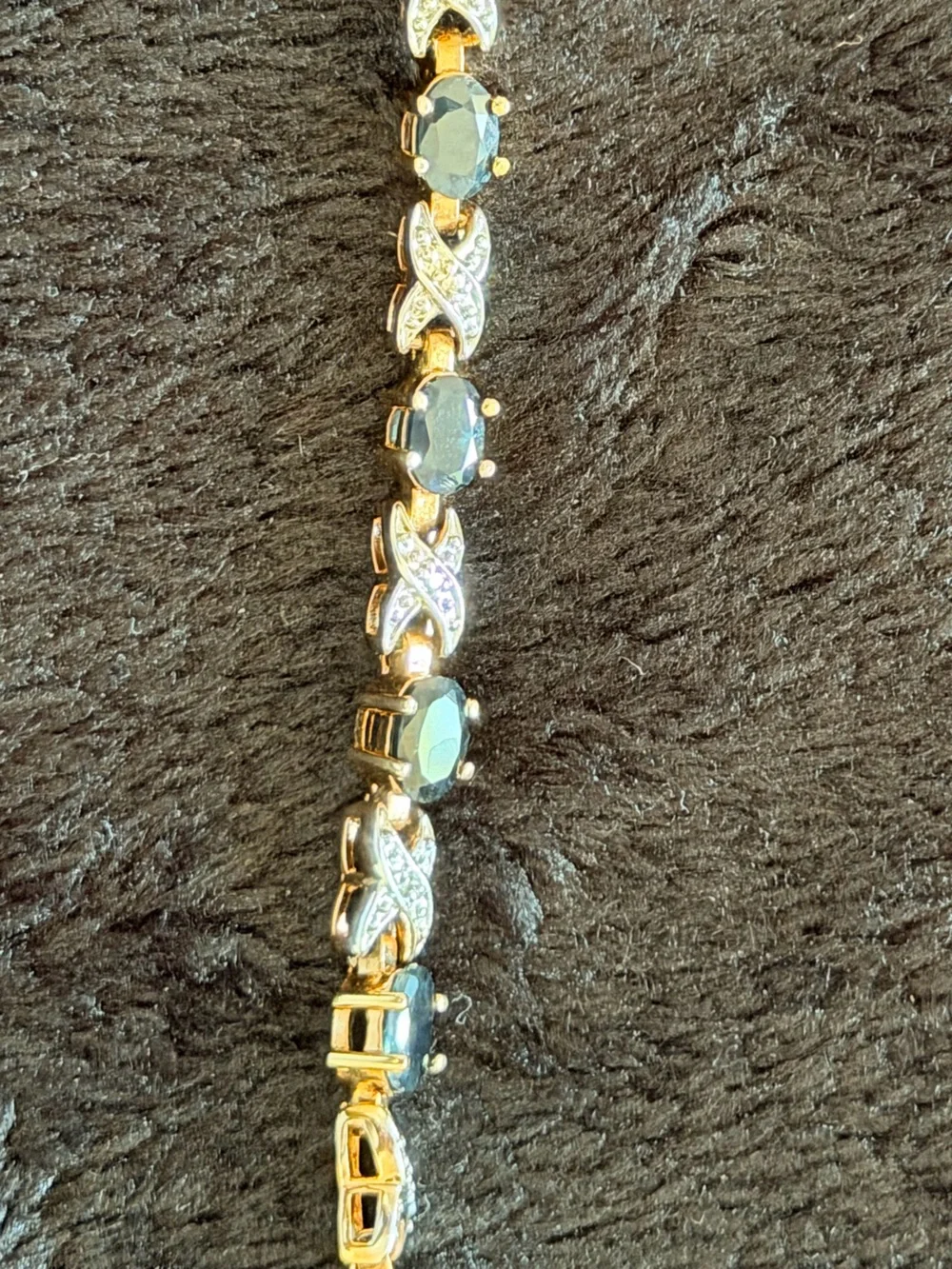 Saphire and diamonds vintage gold bracelet, authentic